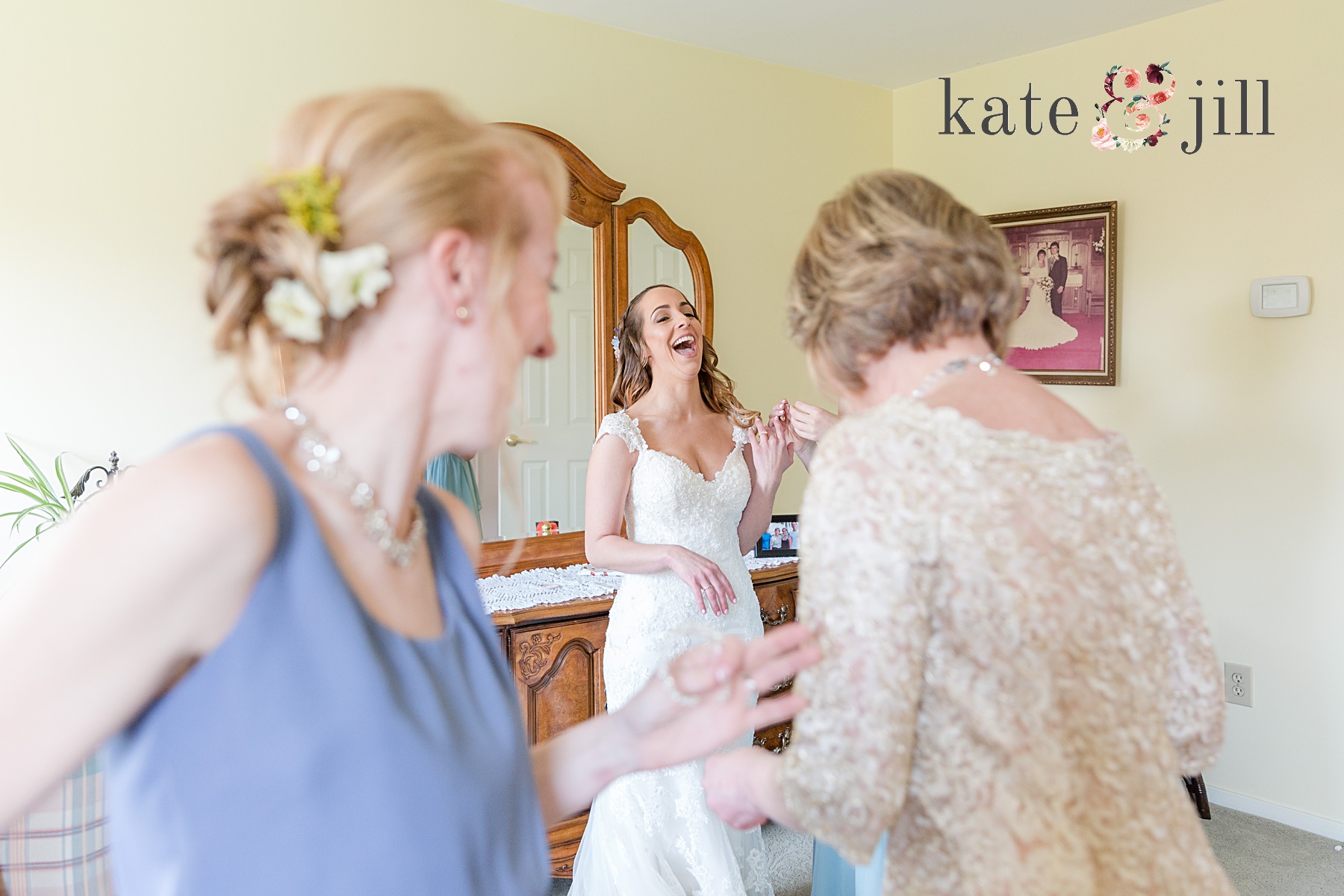 bride laughing while getting ready woodcrest country club wedding