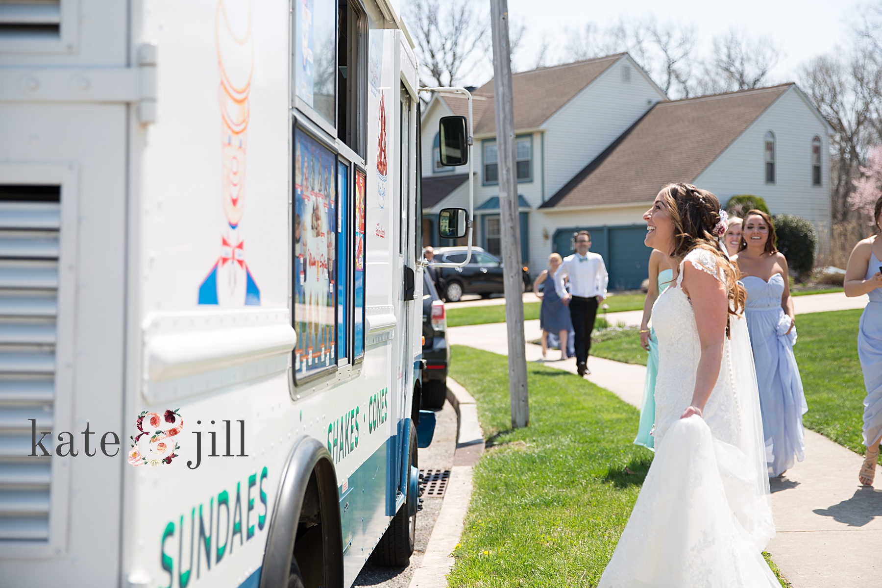 bride ordering mister softee woodcrest country club wedding