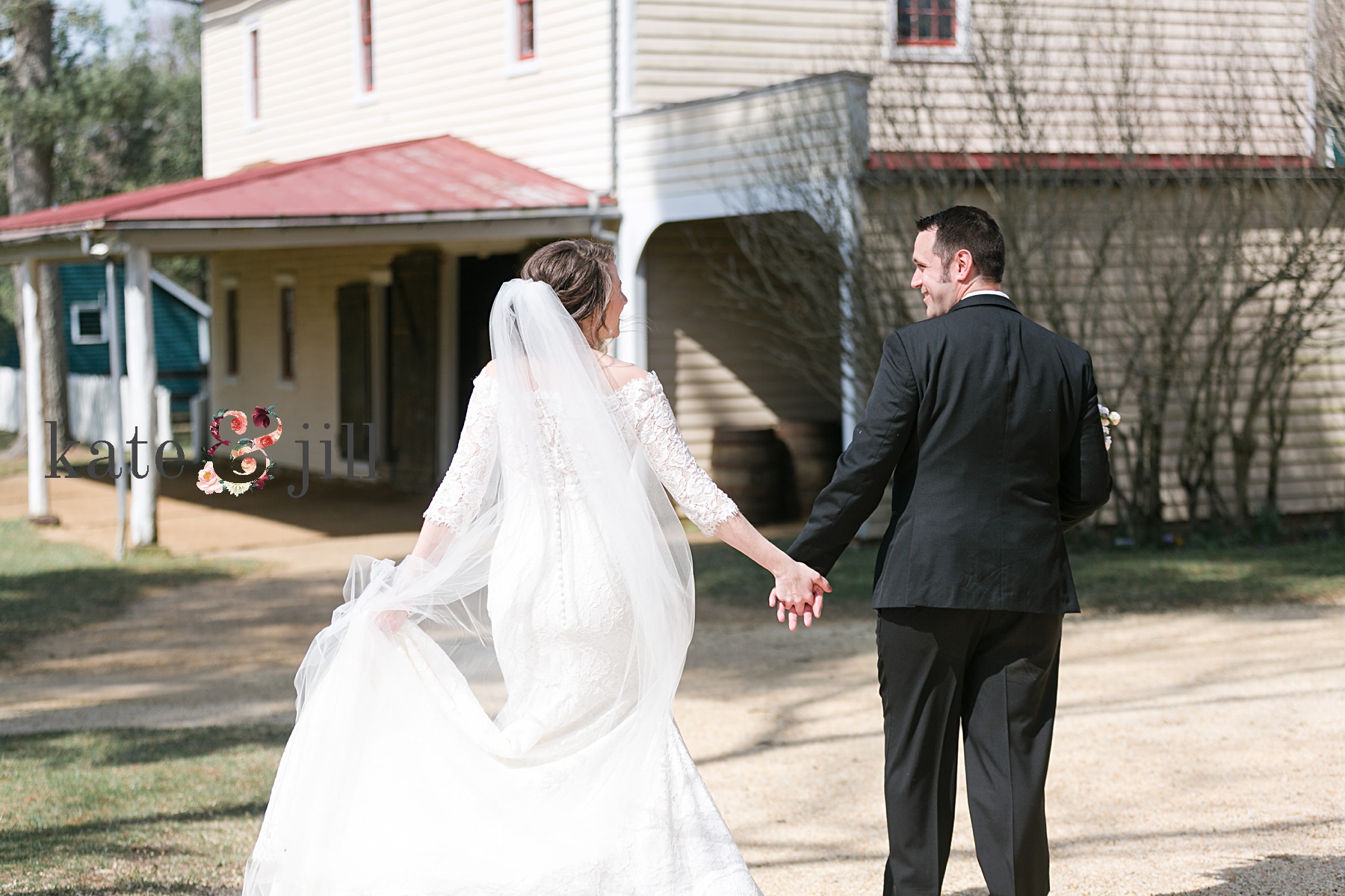 bride ans groom walking together 