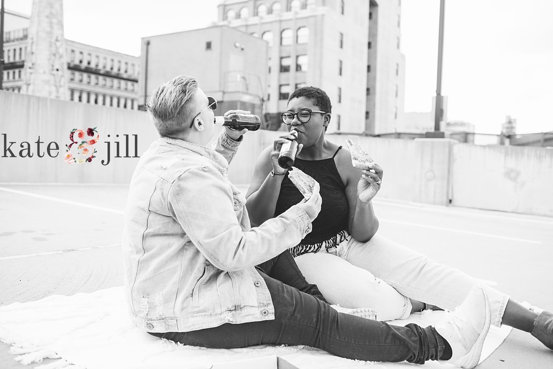couple eating pizza together philadelphia rooftop session