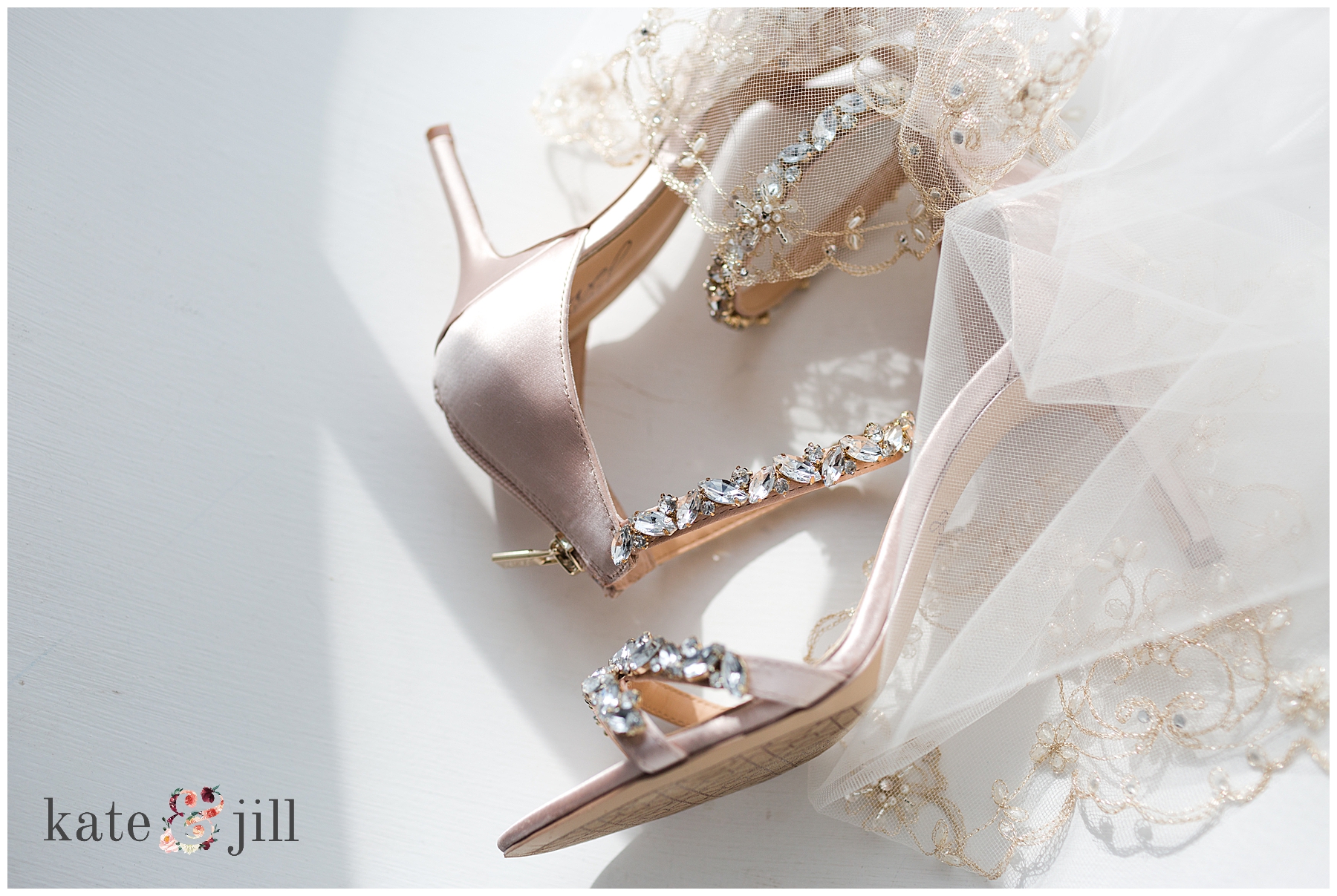 Wedding shoes with veil 